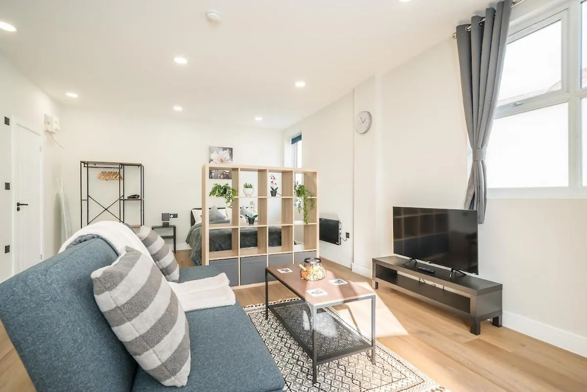 Apartment East16 Studio Flat London
